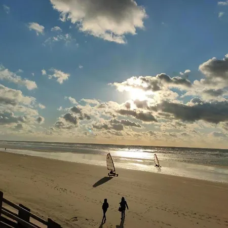 Holiday Home In Quend-Plage Near The Sea, Cleaning Included Vakantiehuis *